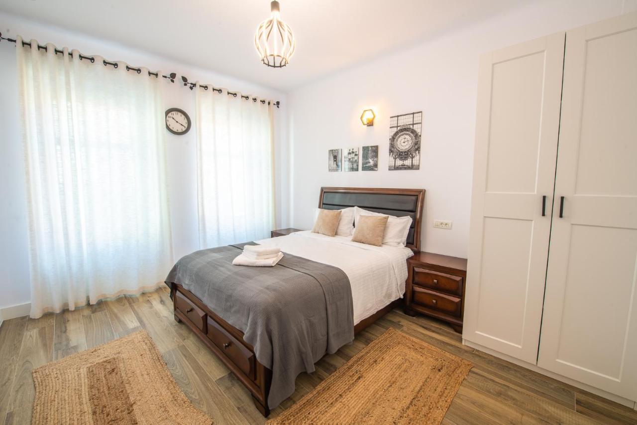 Old Town Suites Brasov Bagian luar foto