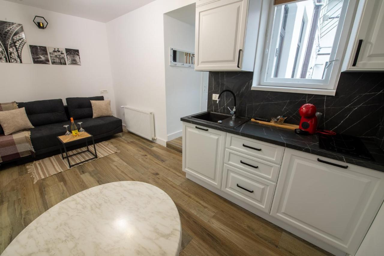 Old Town Suites Brasov Bagian luar foto